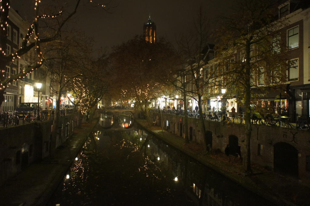 Bed and Breakfast Clara Domus à Utrecht Extérieur photo